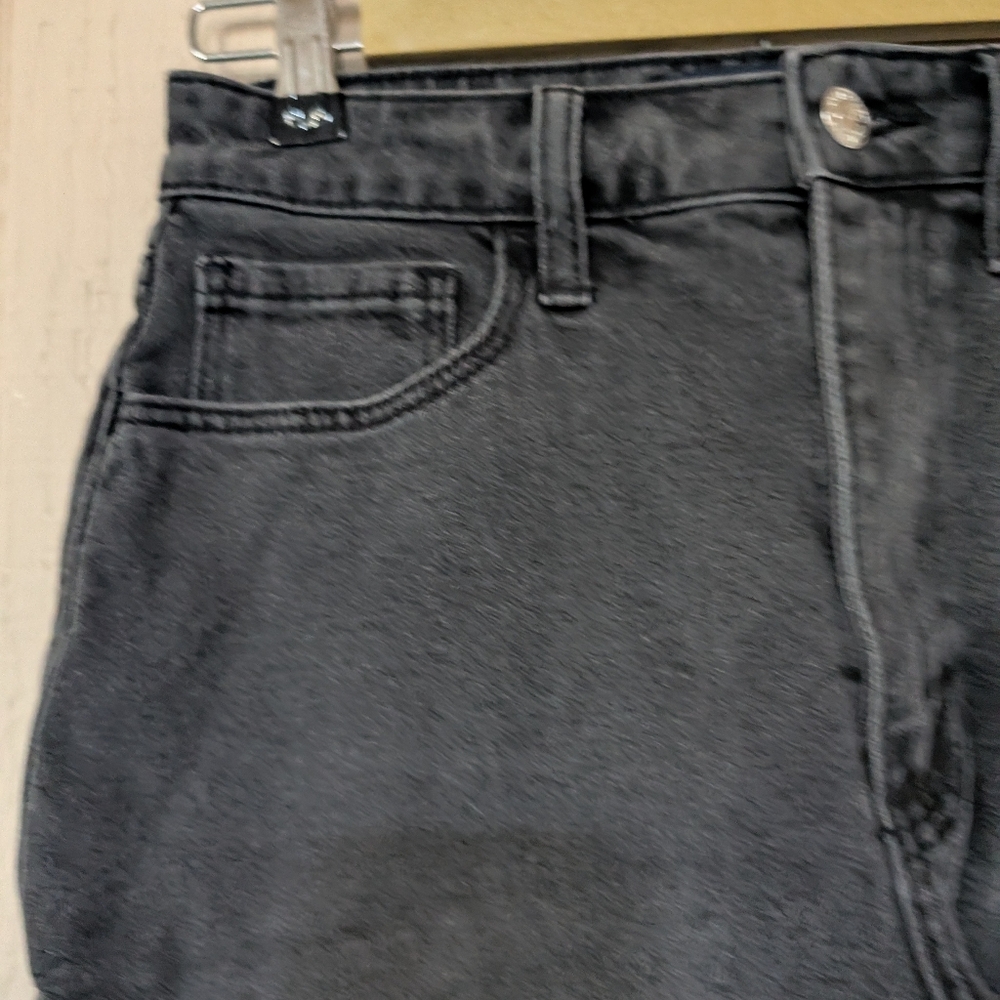 Hollister Ultra High Rise Mom Shorts Distressed Black - Picture 7 of 12